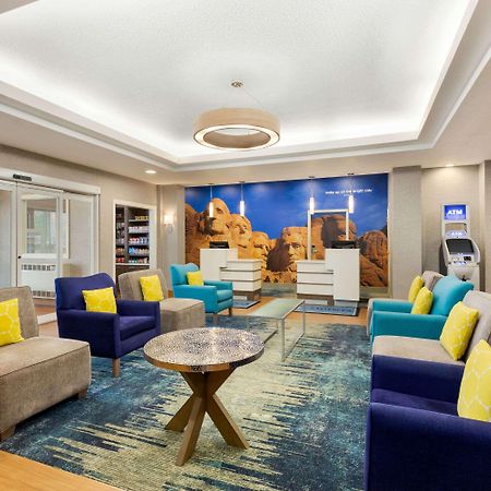 La Quinta Inn And Suites By Wyndham At Watiki Waterpark Rapid City Eksteriør bilde