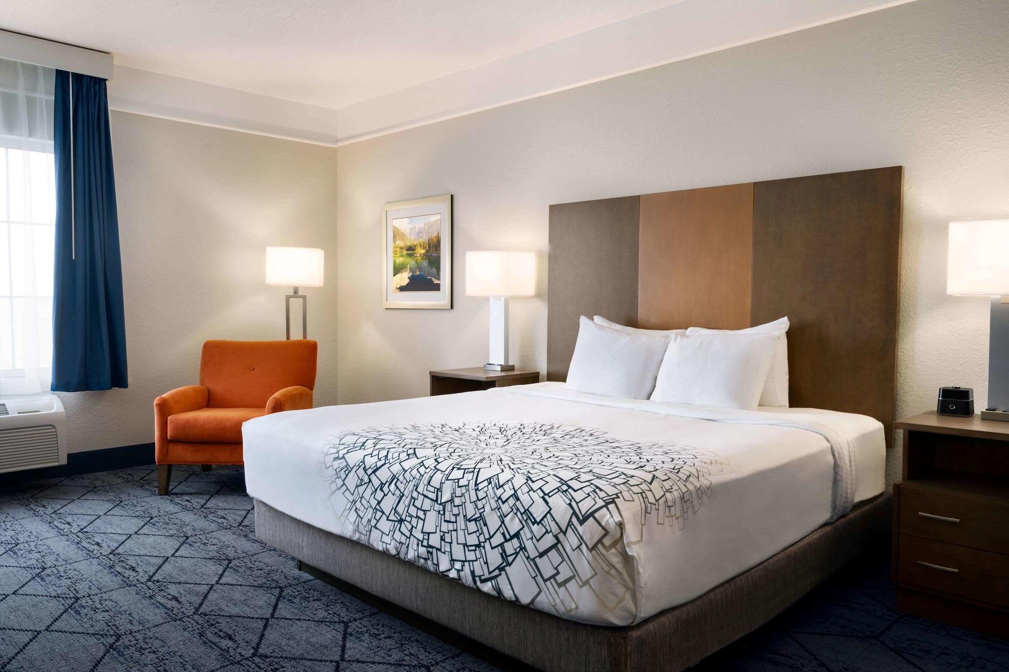 La Quinta Inn And Suites By Wyndham At Watiki Waterpark Rapid City Eksteriør bilde