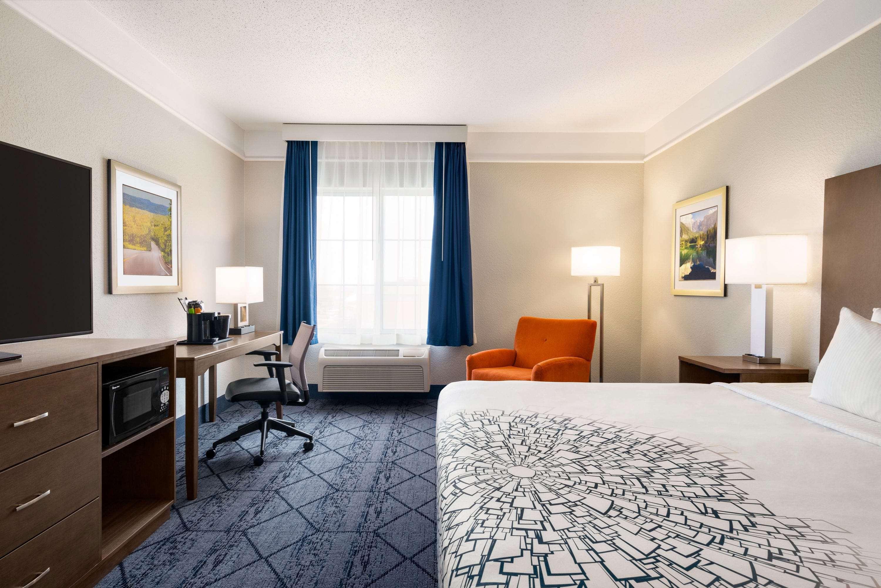 La Quinta Inn And Suites By Wyndham At Watiki Waterpark Rapid City Eksteriør bilde