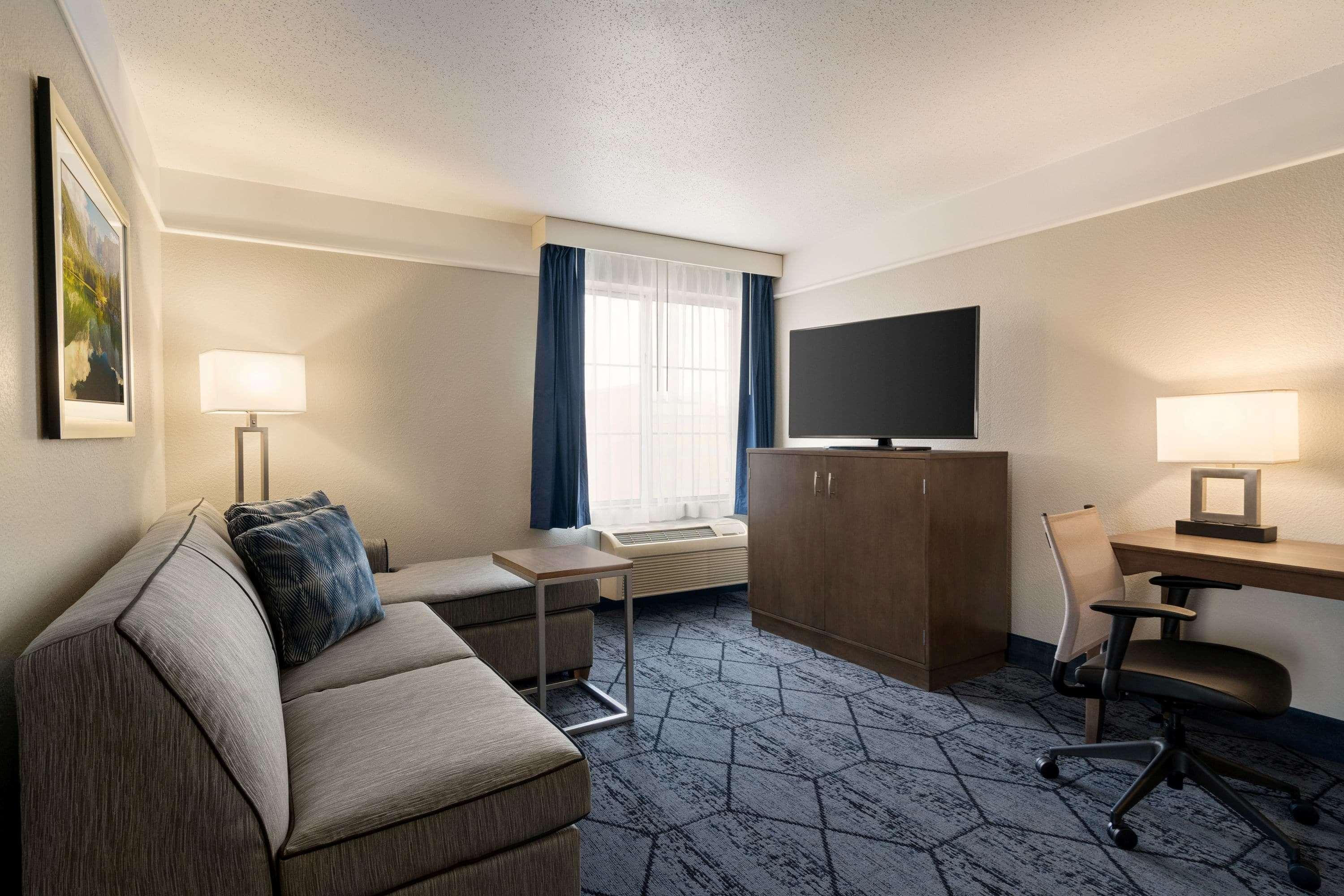 La Quinta Inn And Suites By Wyndham At Watiki Waterpark Rapid City Eksteriør bilde