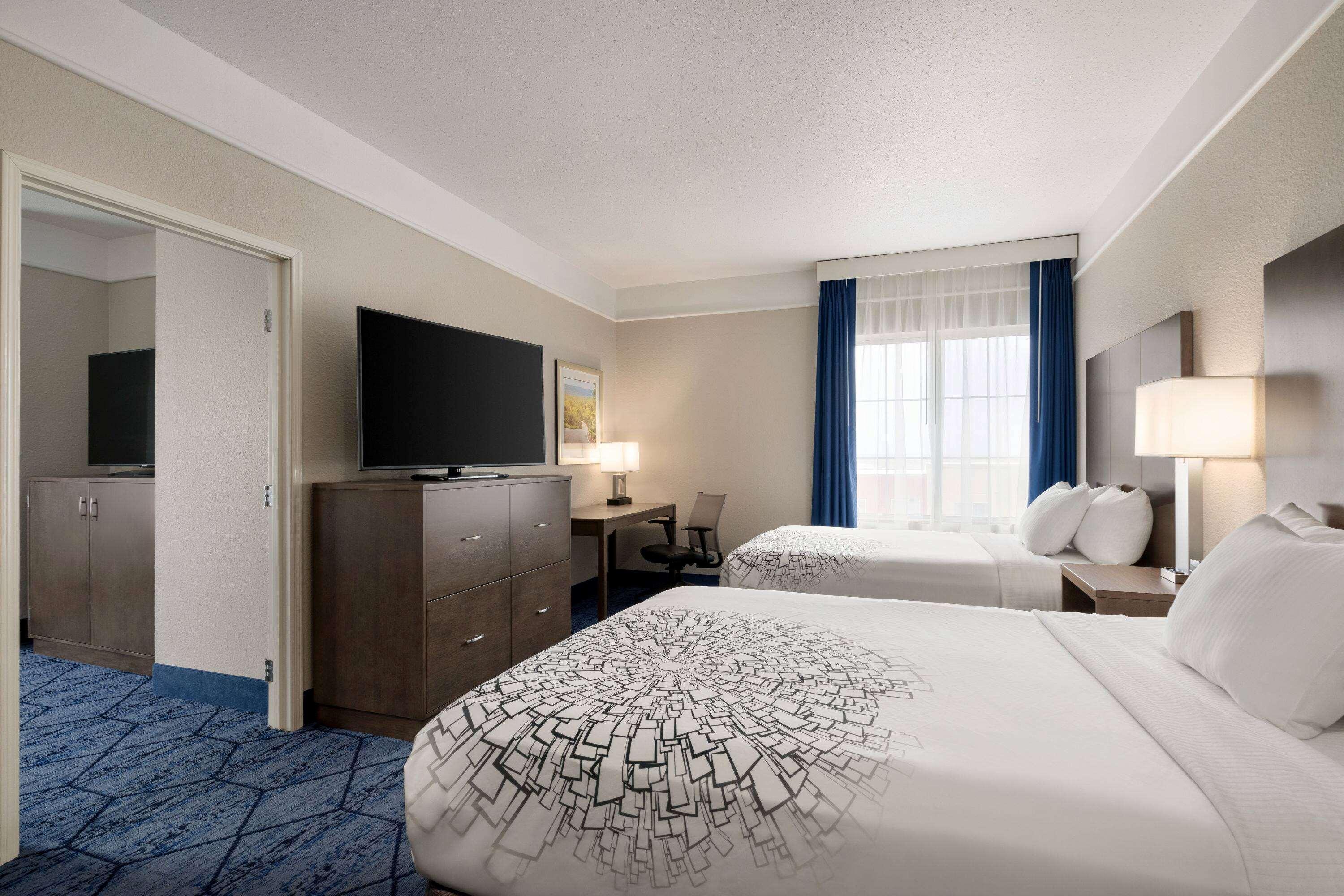 La Quinta Inn And Suites By Wyndham At Watiki Waterpark Rapid City Eksteriør bilde